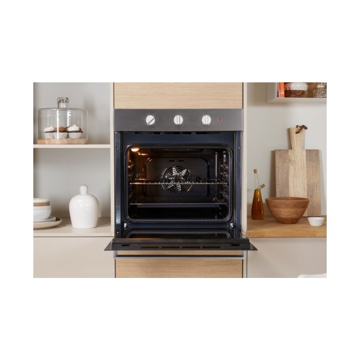 Φούρνος Εντοιχιζόμενος Indesit IFW 6834 IX Inox Φούρνος Εντοιχιζόμενος Indesit IFW 6834 IX Inox
